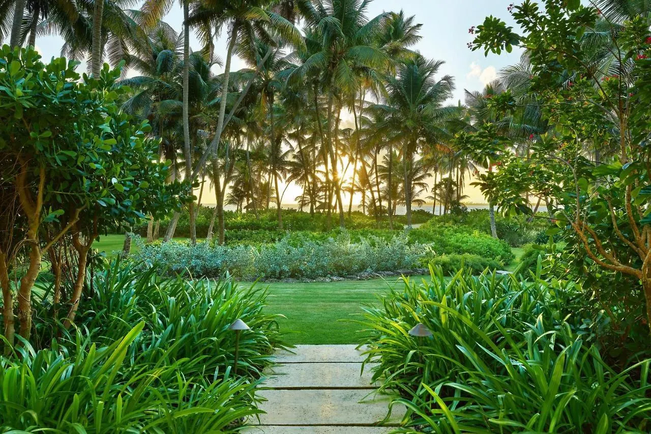 Курортный комплекс St. Regis Bahia Beach Resort, Puerto Rico Рио-Гранде